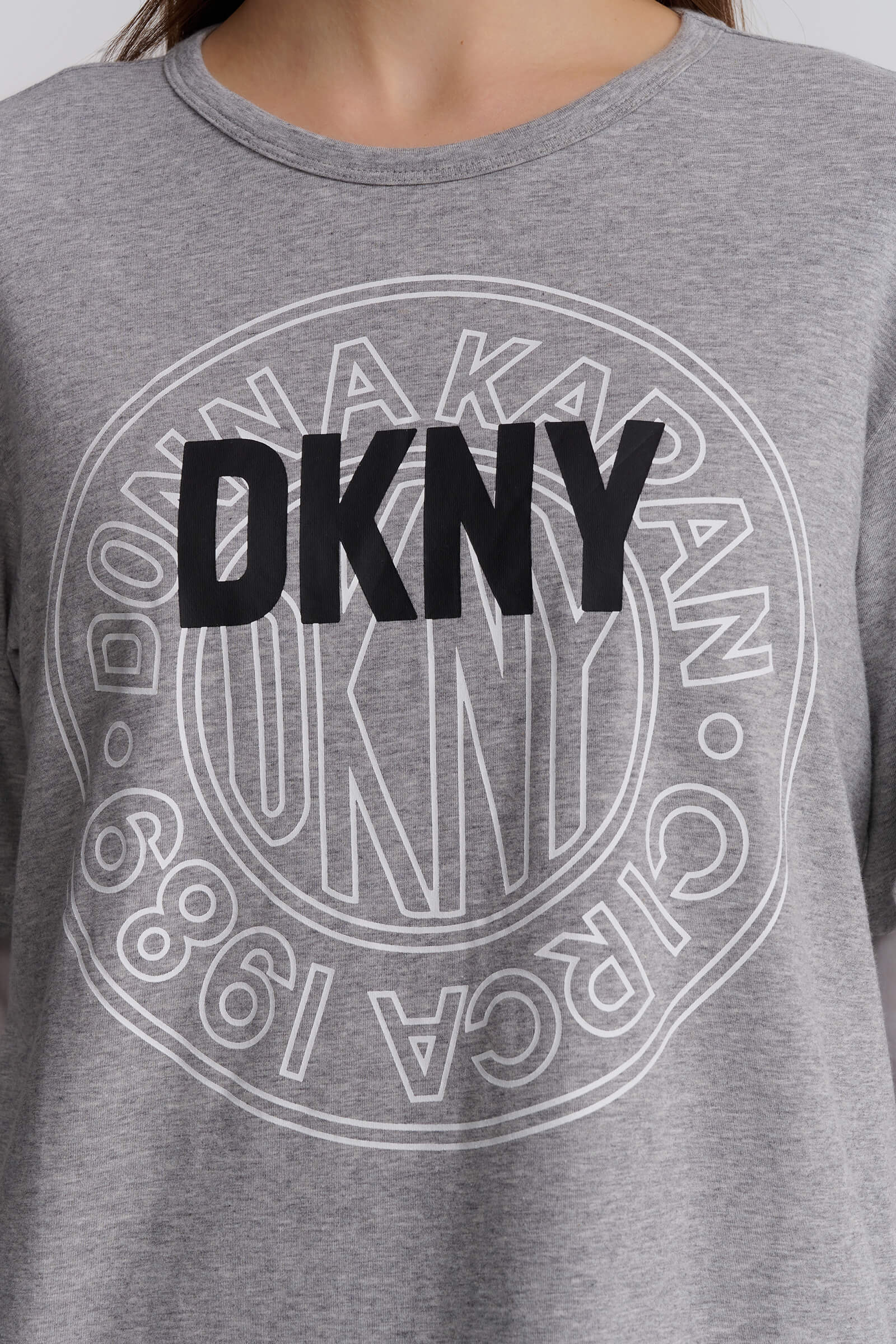 Лонгслив с круглым вырезом Бренд DKNY Изображение 5