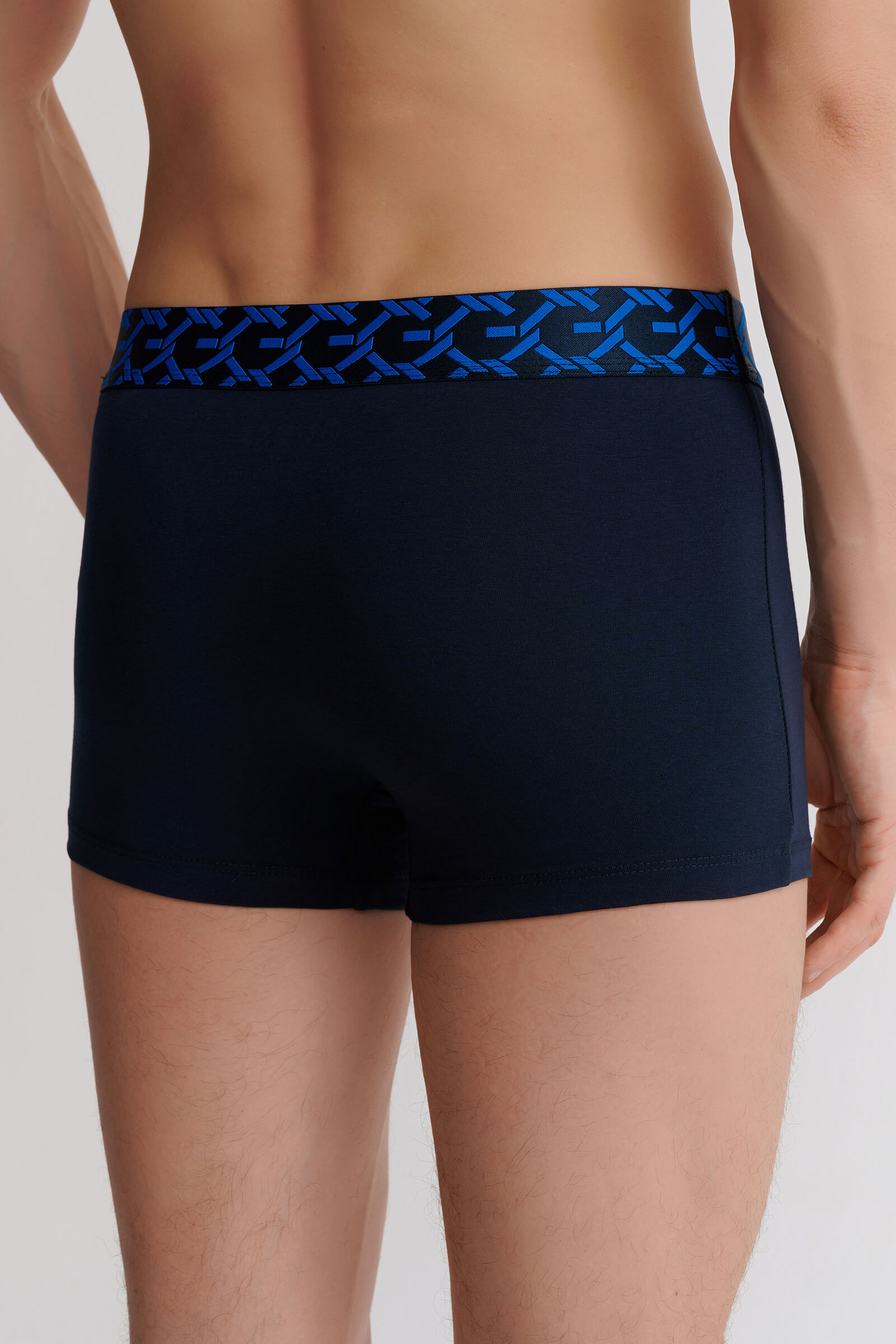 Хлопковый набор из футболки и трусов Бренд Guess Изображение 9