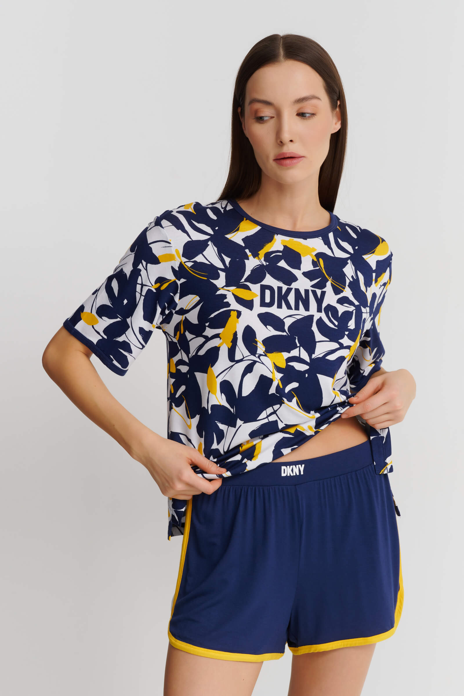 Пижама с шортами Бренд DKNY Изображение 5