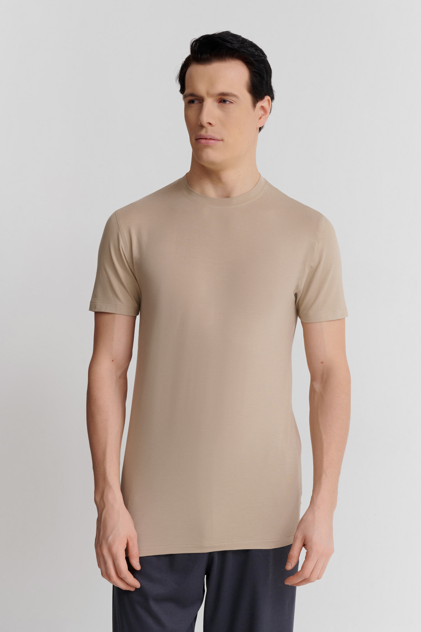 Базовая футболка из модала Бренд Zimmerli Изображение 2