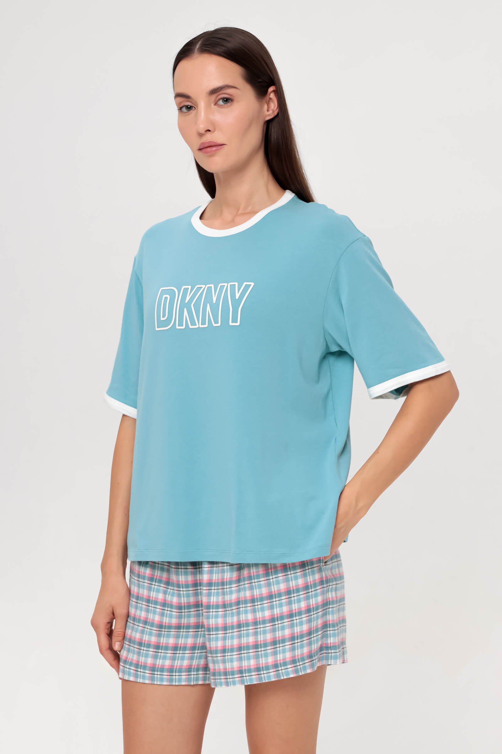 Хлопковая пижама с шортами Бренд DKNY Изображение 2