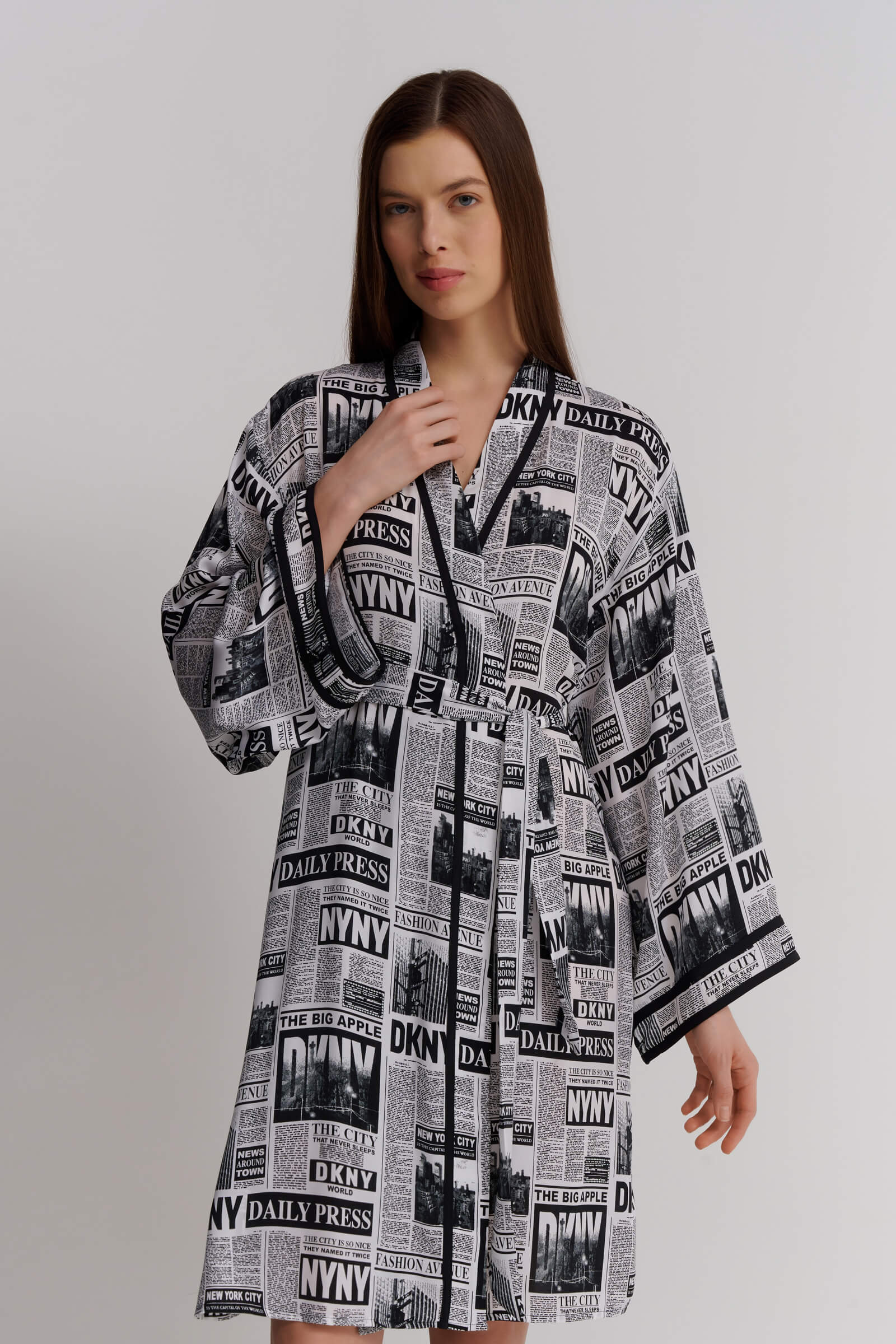 Халат с длинным рукавом Бренд DKNY Изображение 4
