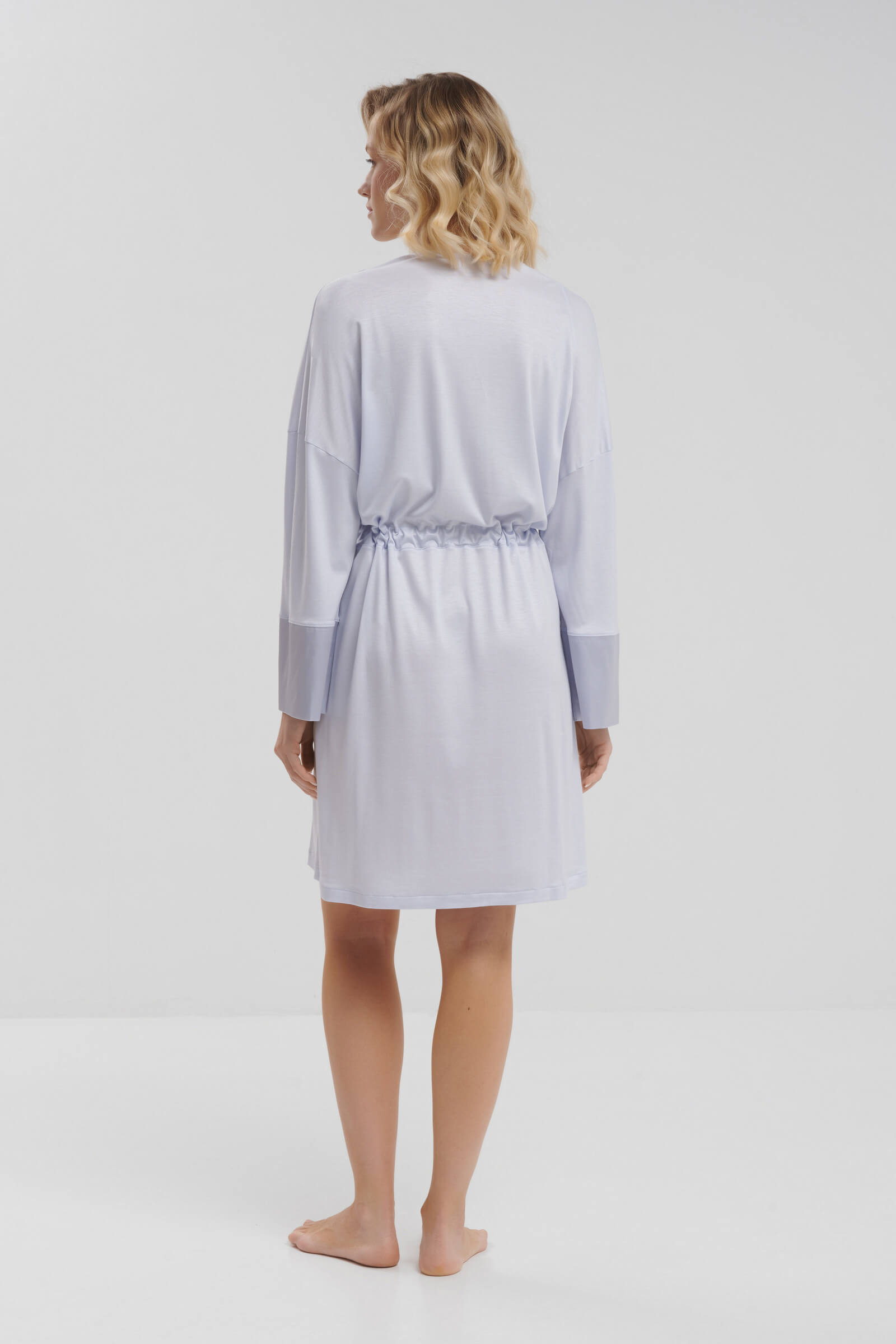 Короткий халат с добавлением шелка Бренд Zimmerli Изображение 3