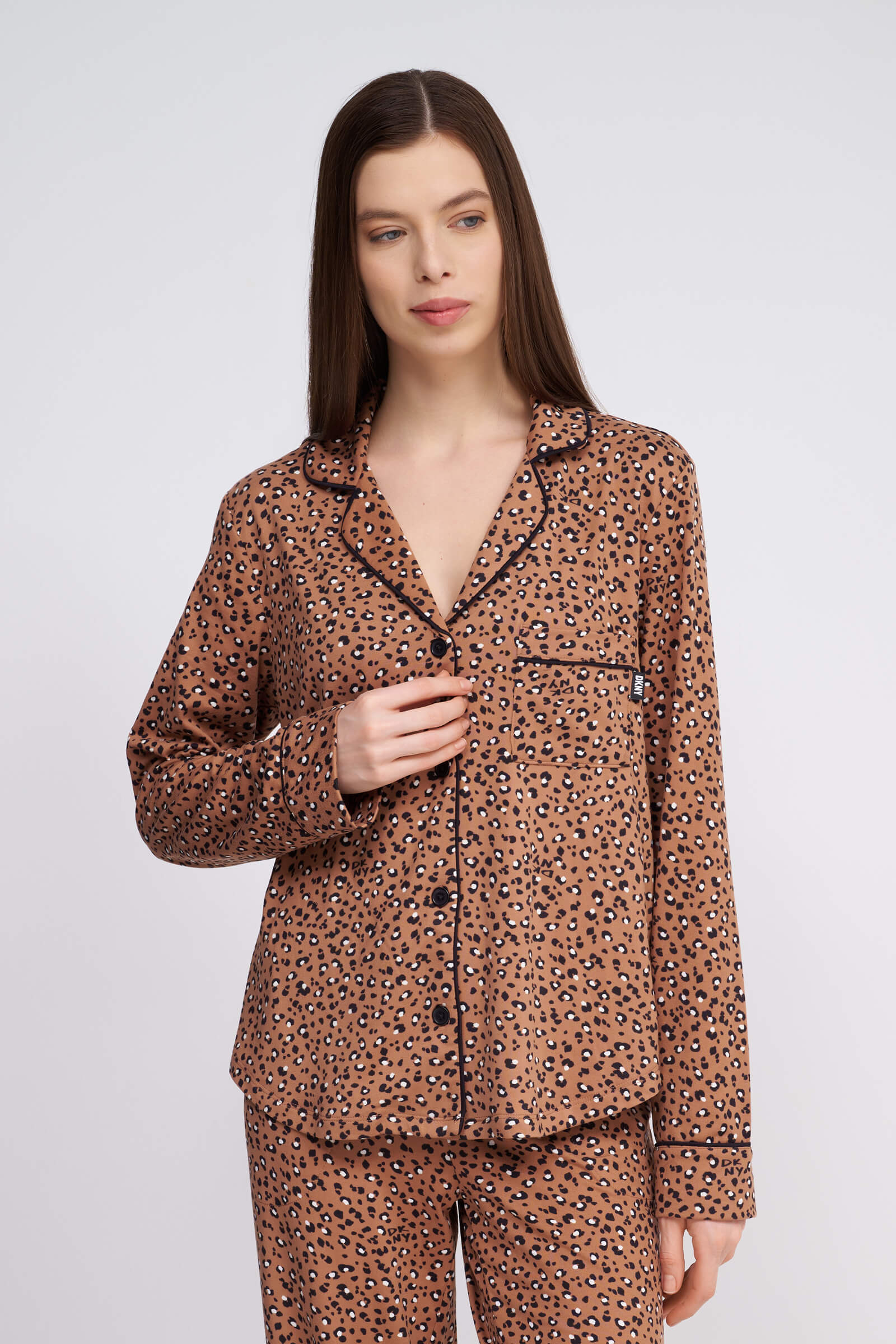 Пижама с английским воротником Бренд DKNY Изображение 5