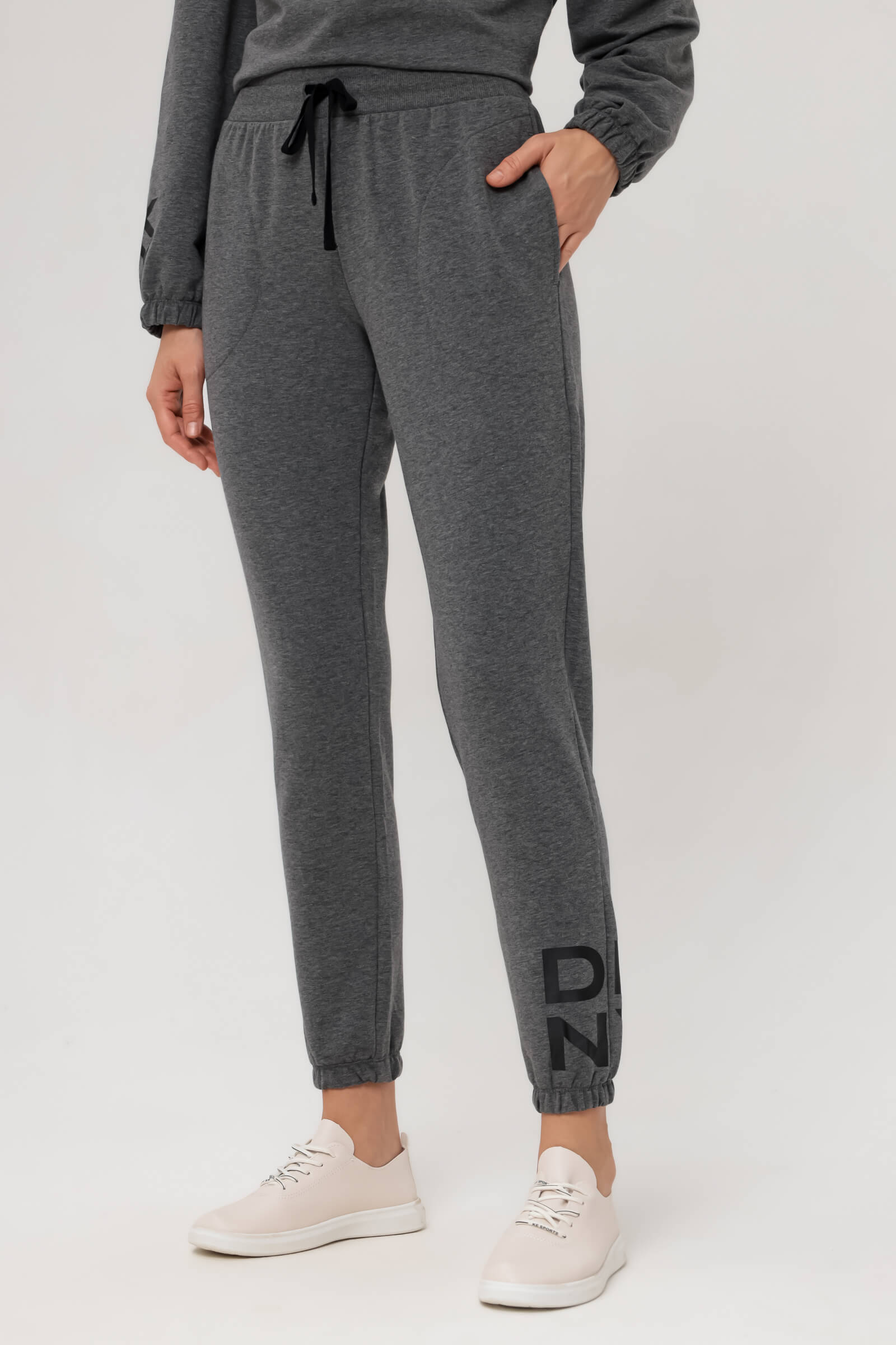Хлопковые джоггеры на завязках Бренд DKNY Изображение 2