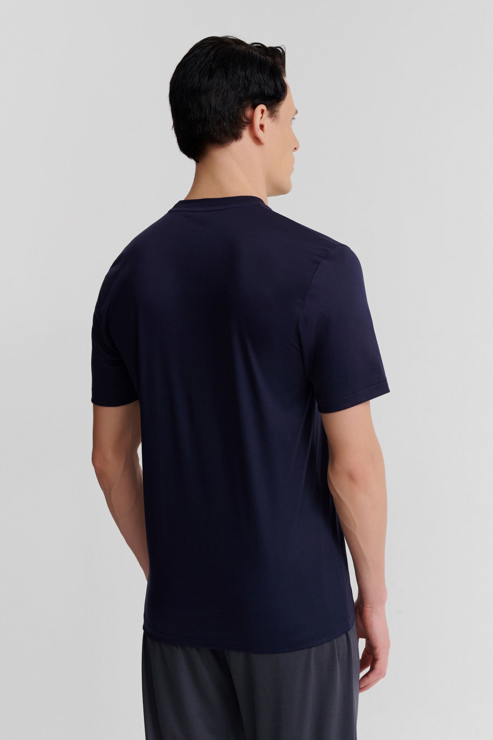 Футболка из редкого хлопка Sea Island Бренд Zimmerli Изображение 3