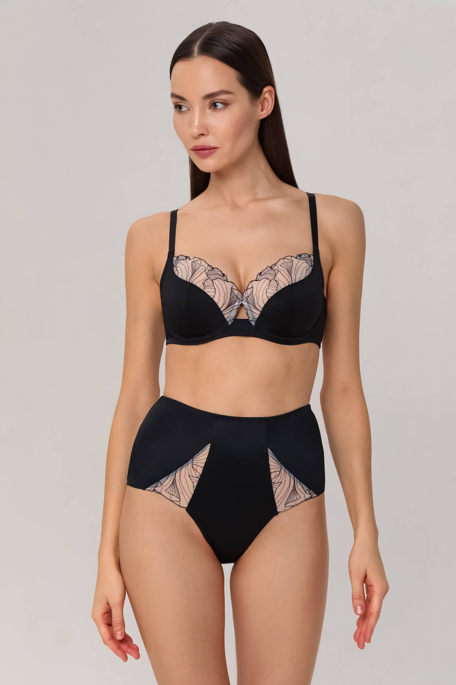 Трусы кюлоты с цветочной вышивкой Бренд Chantelle Изображение 4