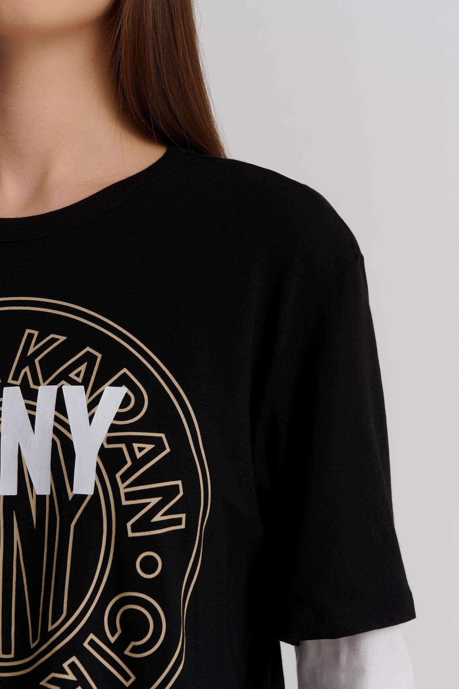 Лонгслив с круглым вырезом Бренд DKNY Изображение 5