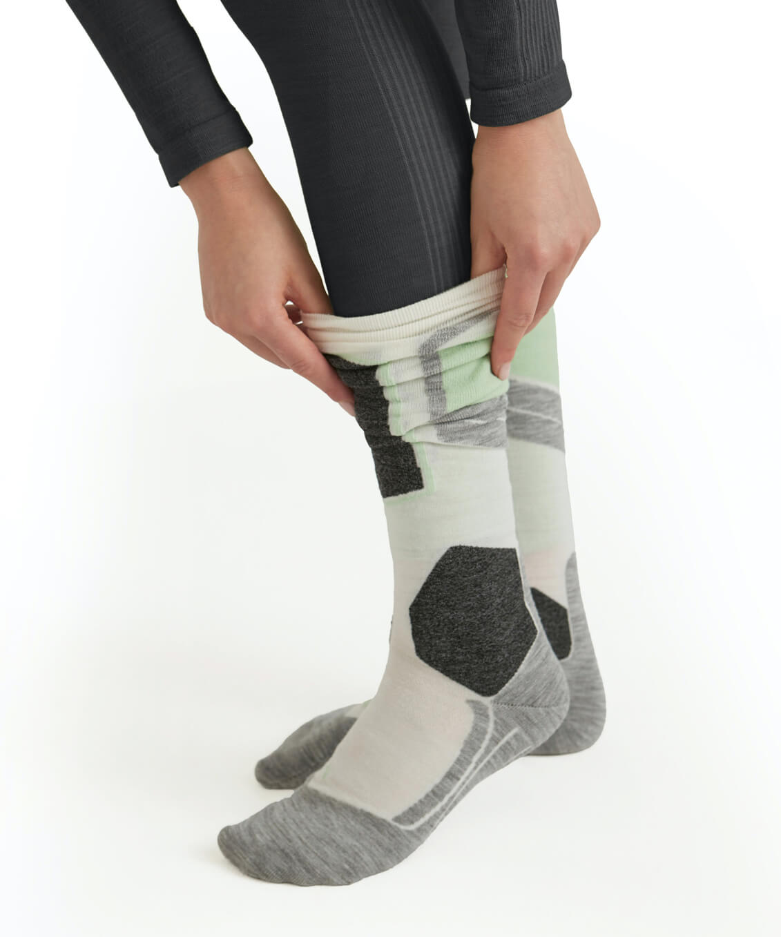 Женские термолегинсы FALKE Wool-Tech Бренд Falke Ess Изображение 3