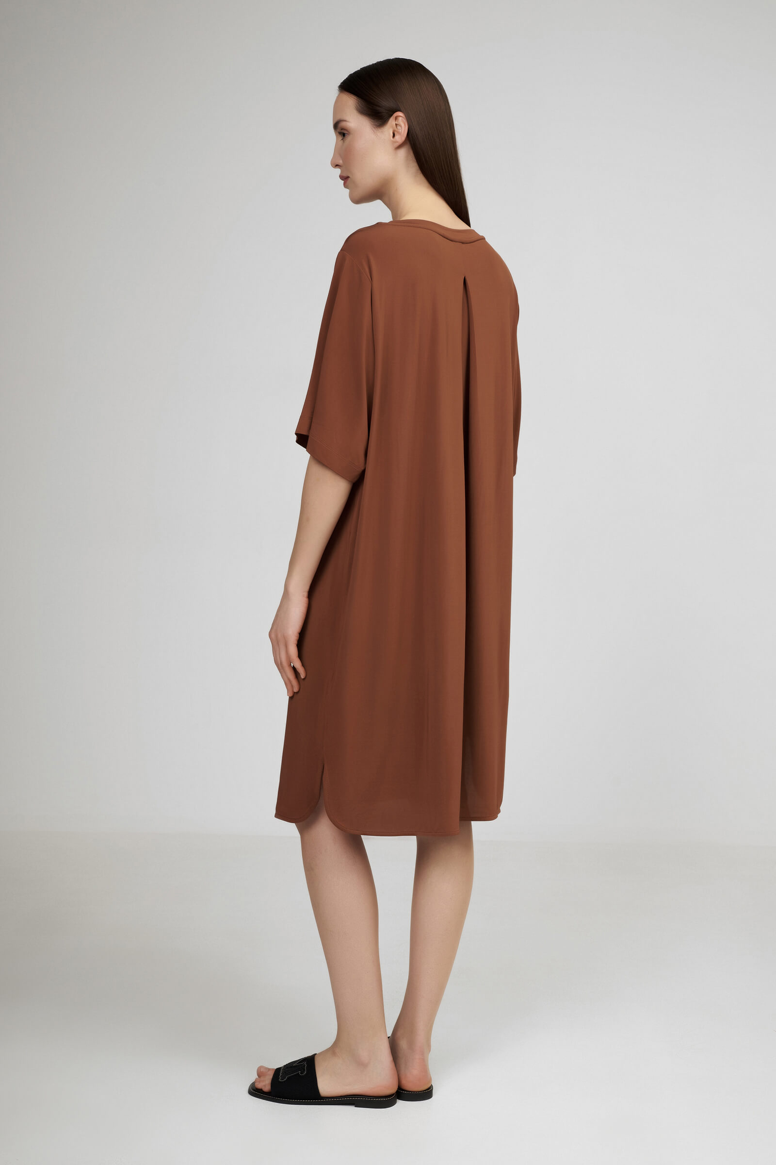 Платье-футболка из шелковистой вискозы Бренд Max Mara Изображение 3