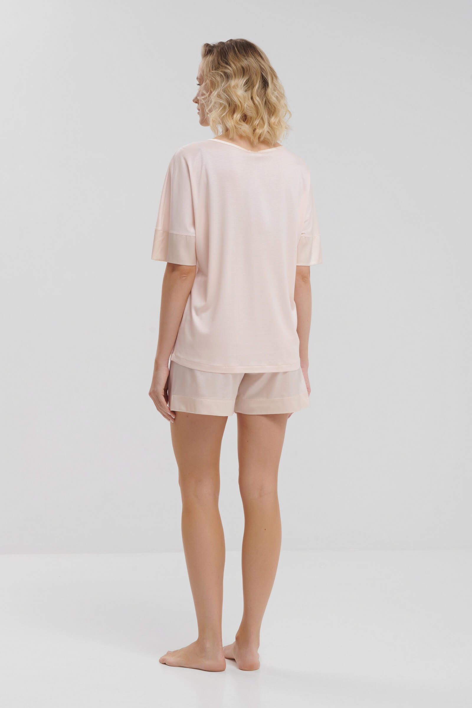 Короткая шелковая пижама Бренд Zimmerli Изображение 6