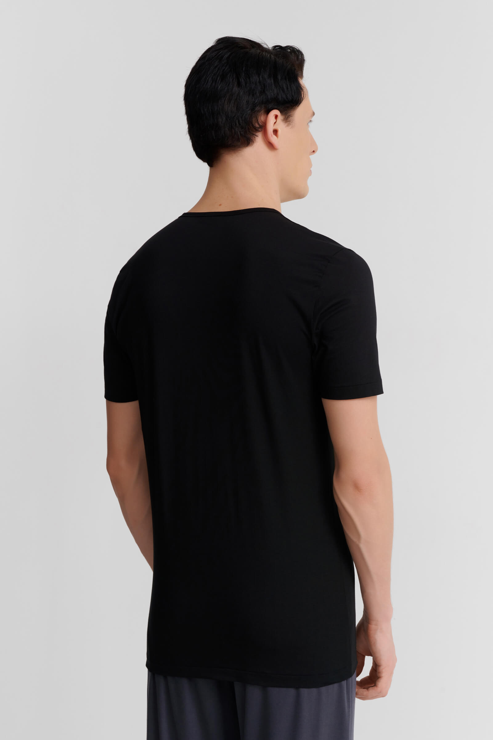 Базовая футболка из хлопка пима Бренд Zimmerli Изображение 3