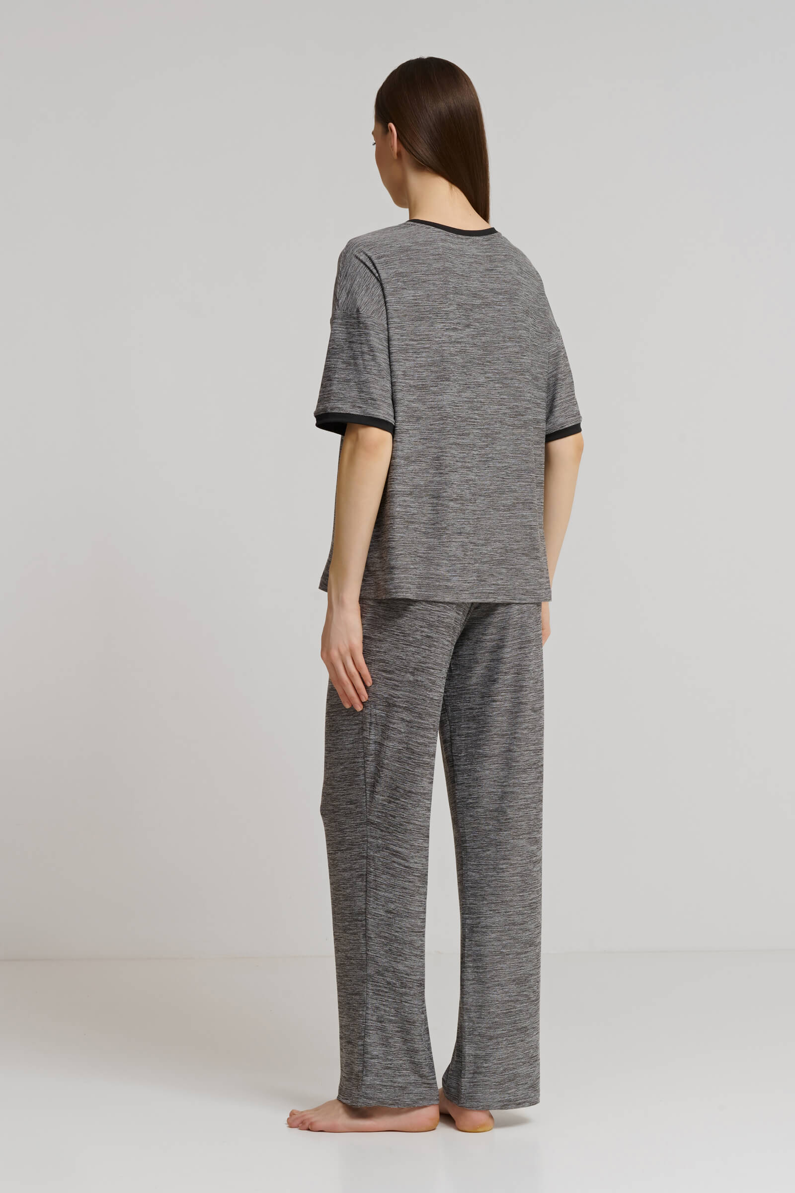 Пижама с брюками Бренд DKNY Изображение 6