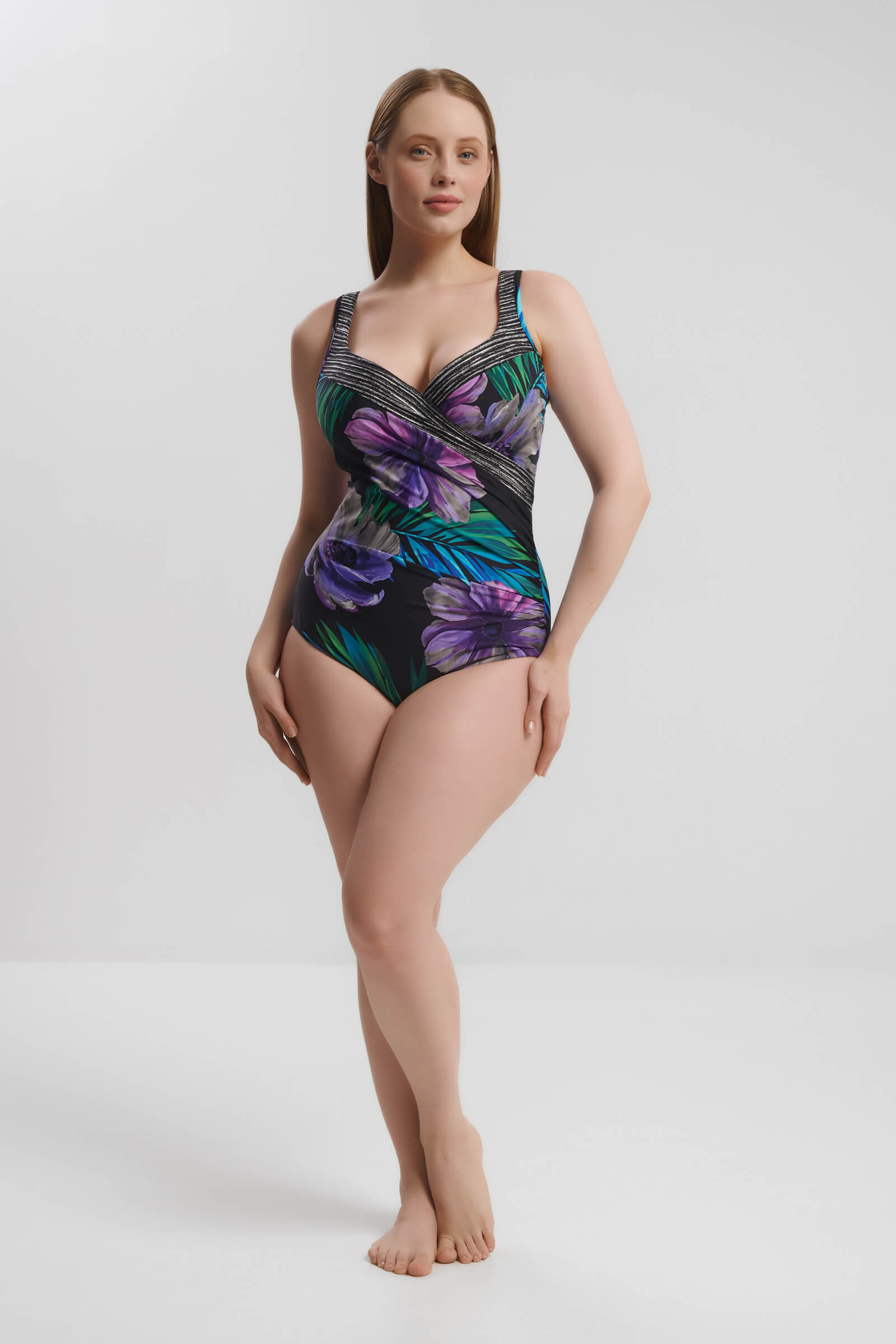 Слитный купальник с корректирующим эффектом Бренд Miraclesuit Изображение 4