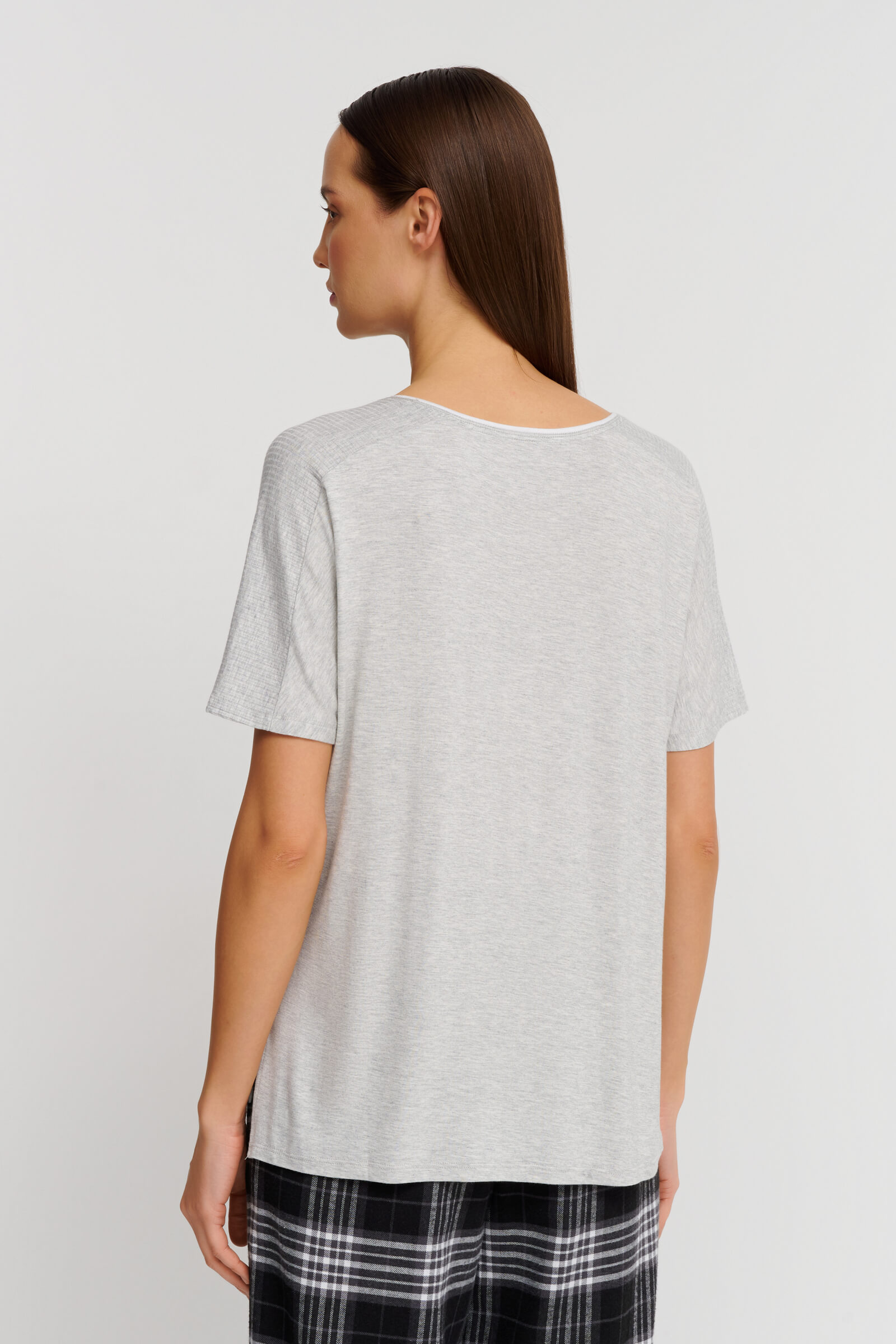 Пижамная футболка с V-образным вырезом Бренд DKNY Изображение 3