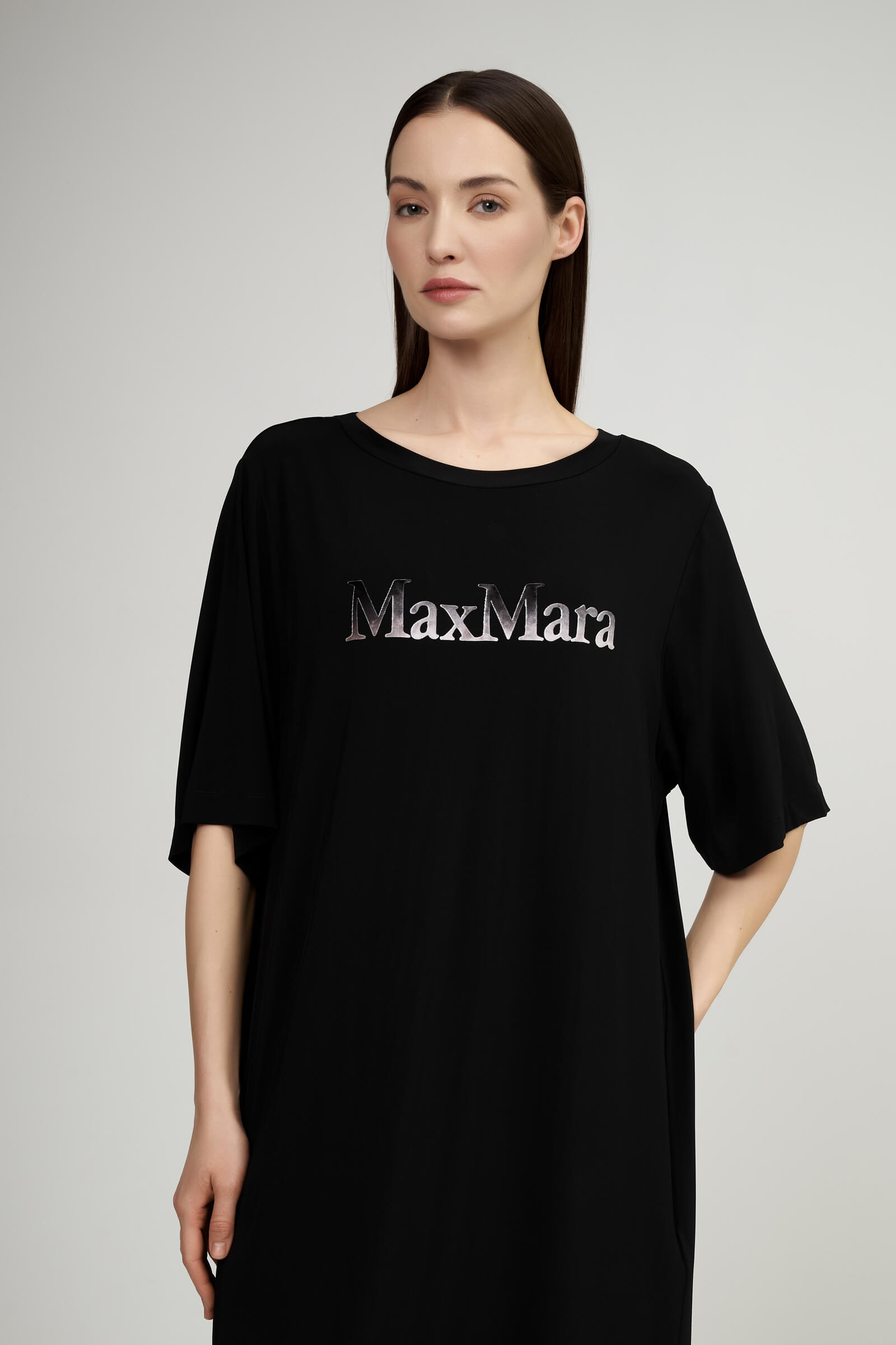 Платье-футболка из шелковистой вискозы Бренд Max Mara Изображение 4