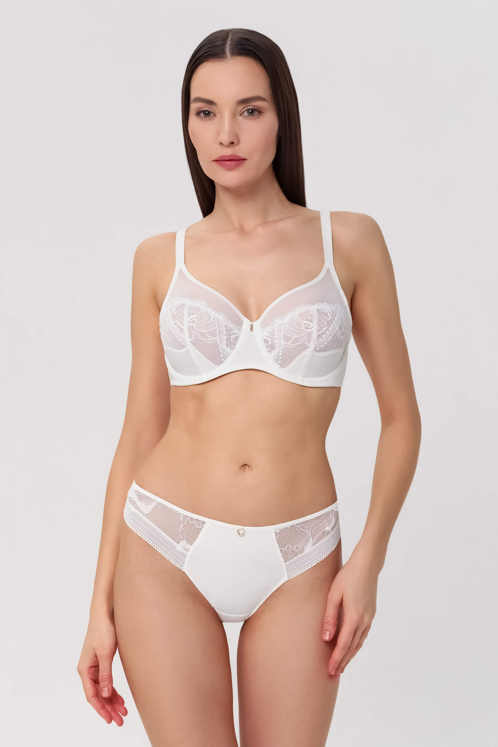 Бюстгальтер с закрытыми чашками на косточках Бренд Chantelle Изображение 4