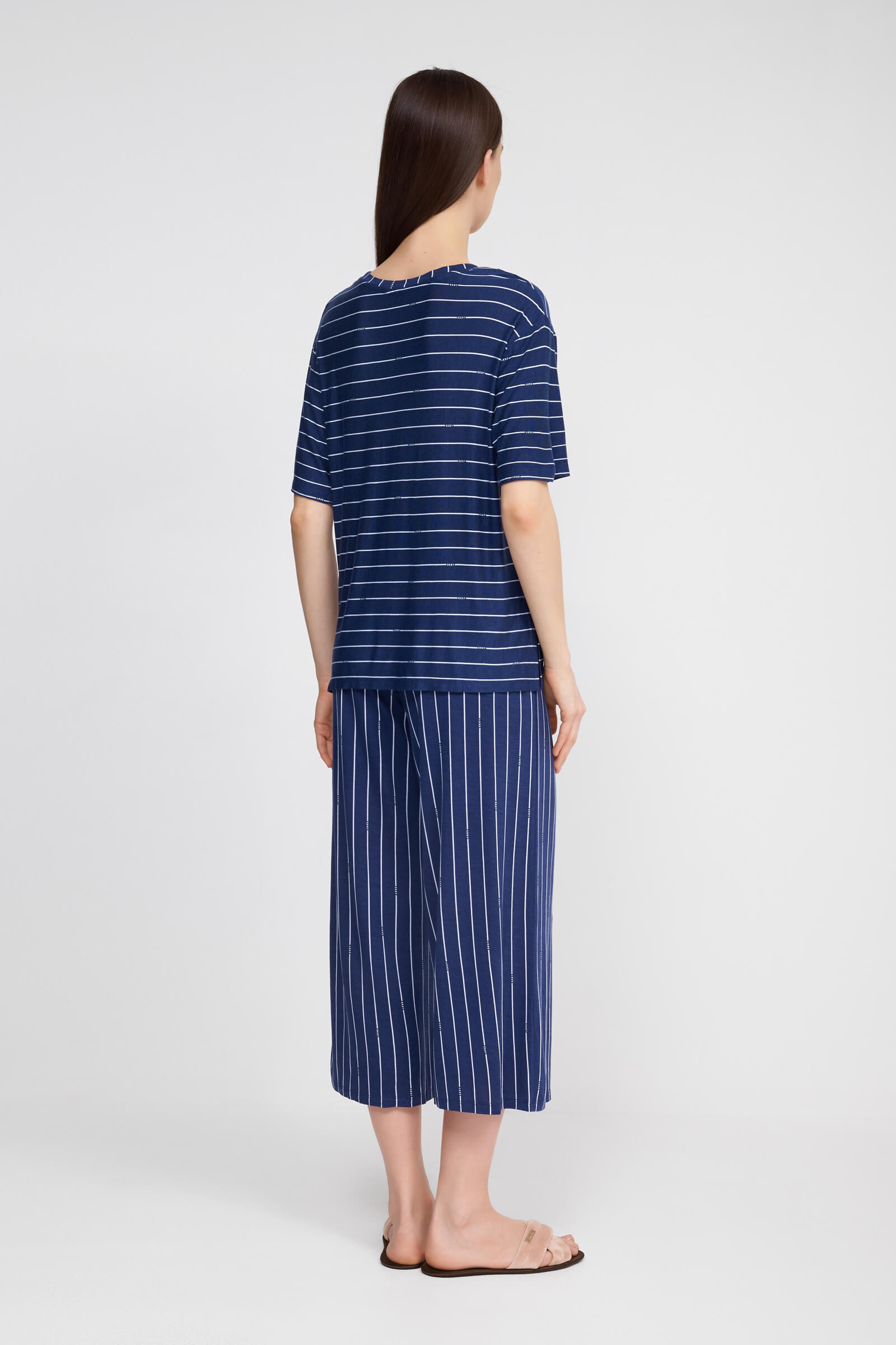 Пижама с укороченными брюками Бренд DKNY Изображение 4