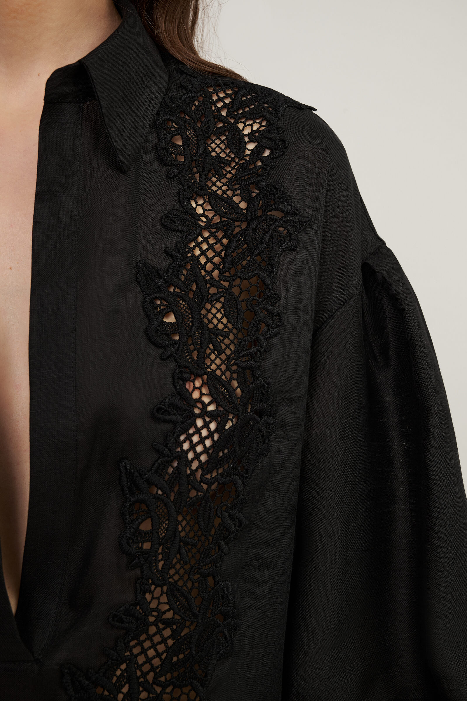 Льняная туника с кружевной отделкой Бренд Ermanno Scervino Изображение 5