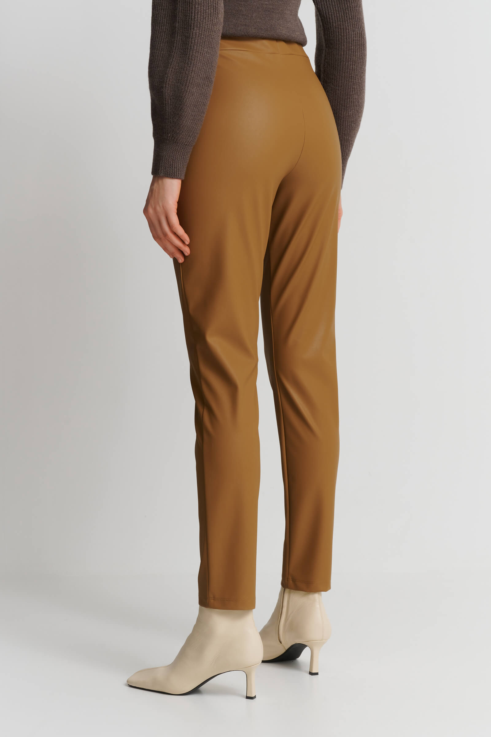 Брюки из экокожи Бренд Max Mara Изображение 3