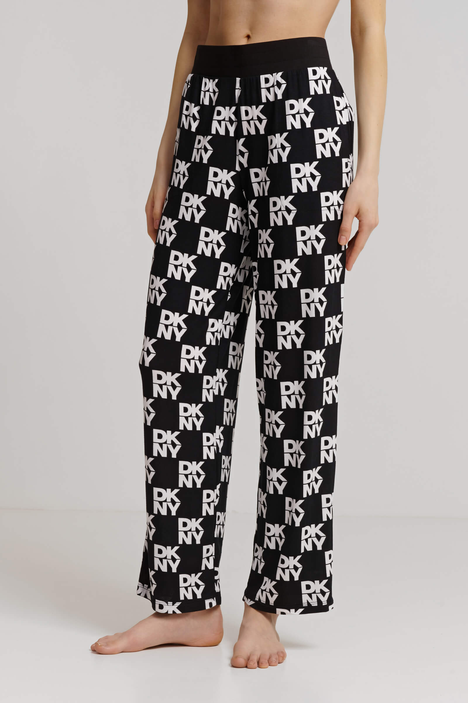 Пижама с брюками из шелковистой вискозы Бренд DKNY Изображение 10