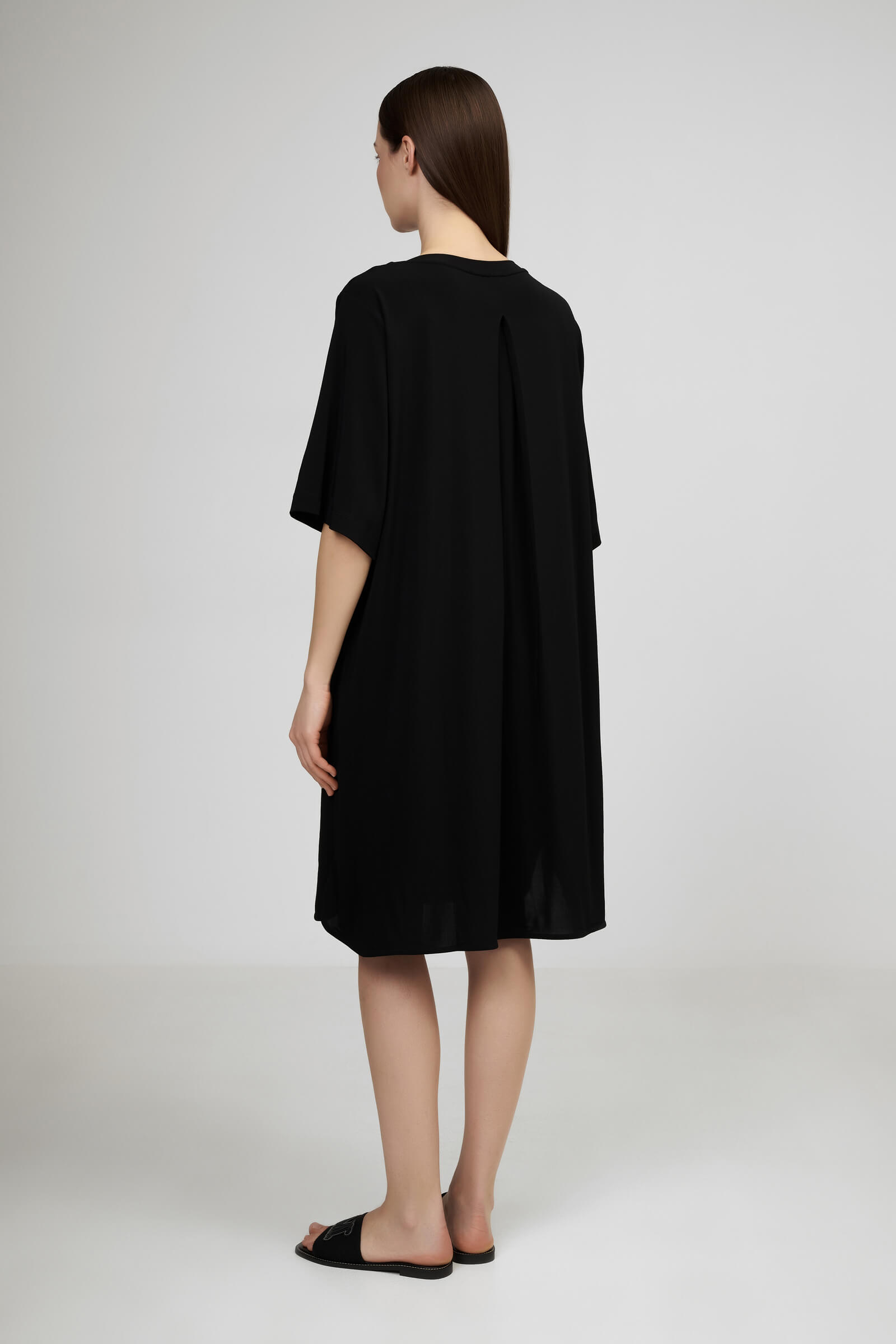Платье-футболка из шелковистой вискозы Бренд Max Mara Изображение 3