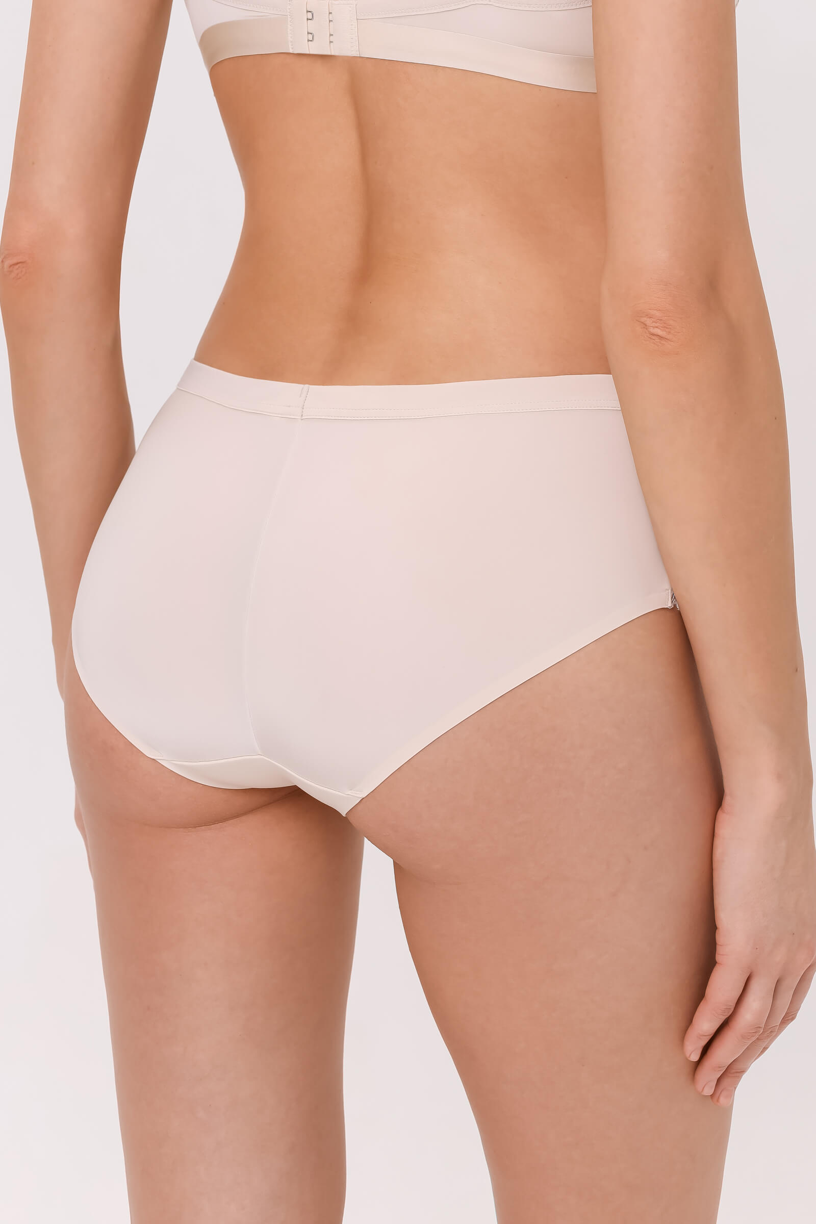 Кружевные бесшовные трусы хипстеры Бренд Triumph Изображение 3