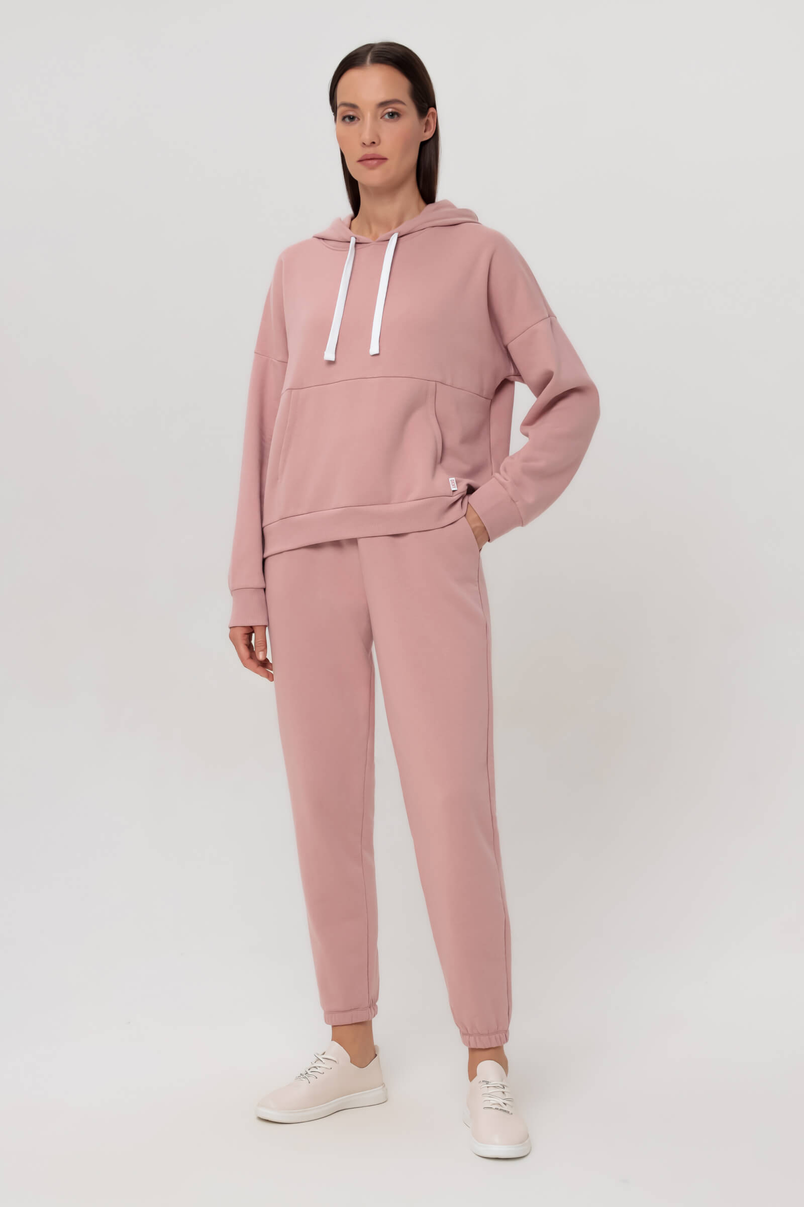 Хлопковые брюки-джоггеры с логотипом сзади Бренд DKNY Изображение 4