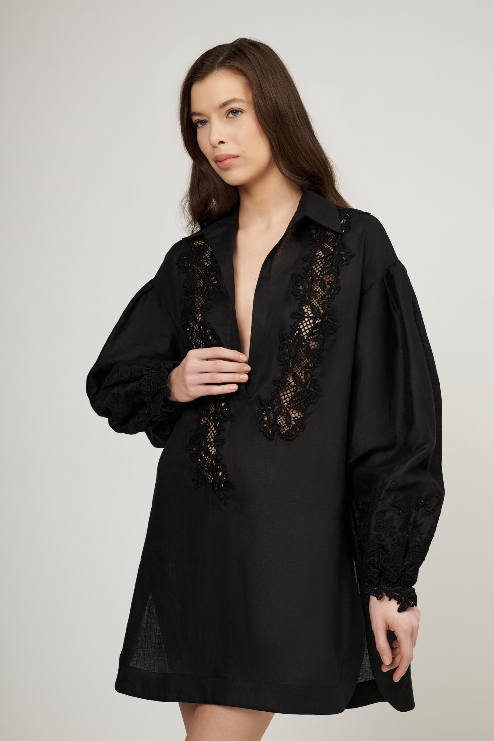Льняная туника с кружевной отделкой Бренд Ermanno Scervino Изображение 4