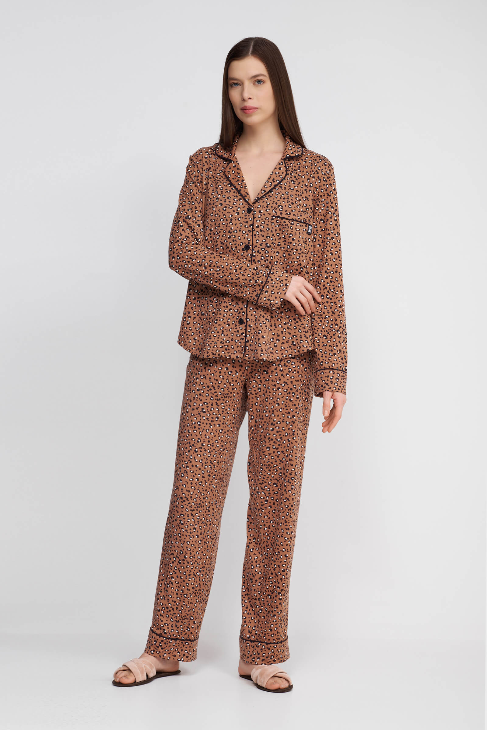 Пижама с английским воротником Бренд DKNY Изображение 3