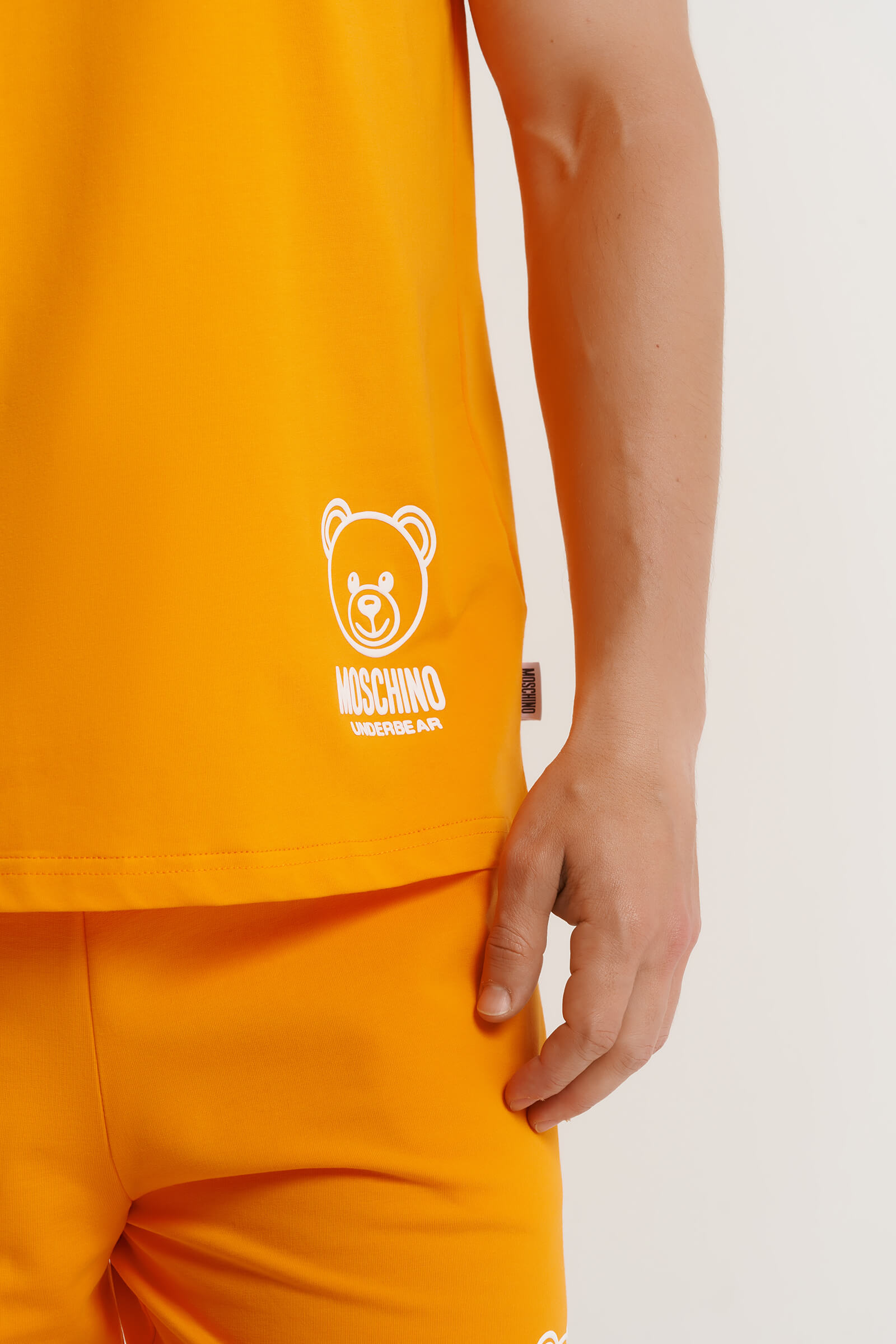 Хлопковая футболка Бренд Moschino Изображение 5