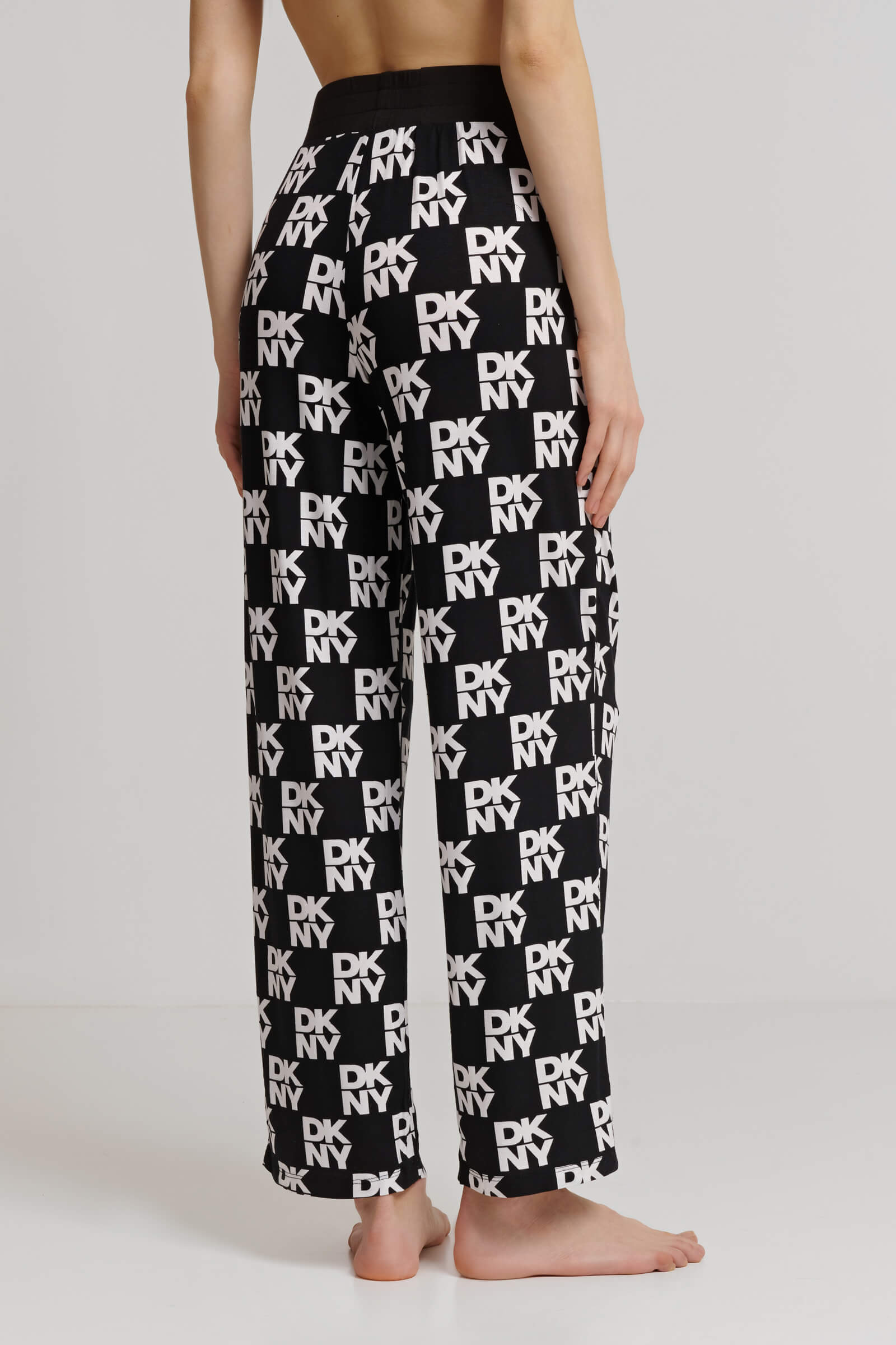 Пижама с брюками из шелковистой вискозы Бренд DKNY Изображение 11