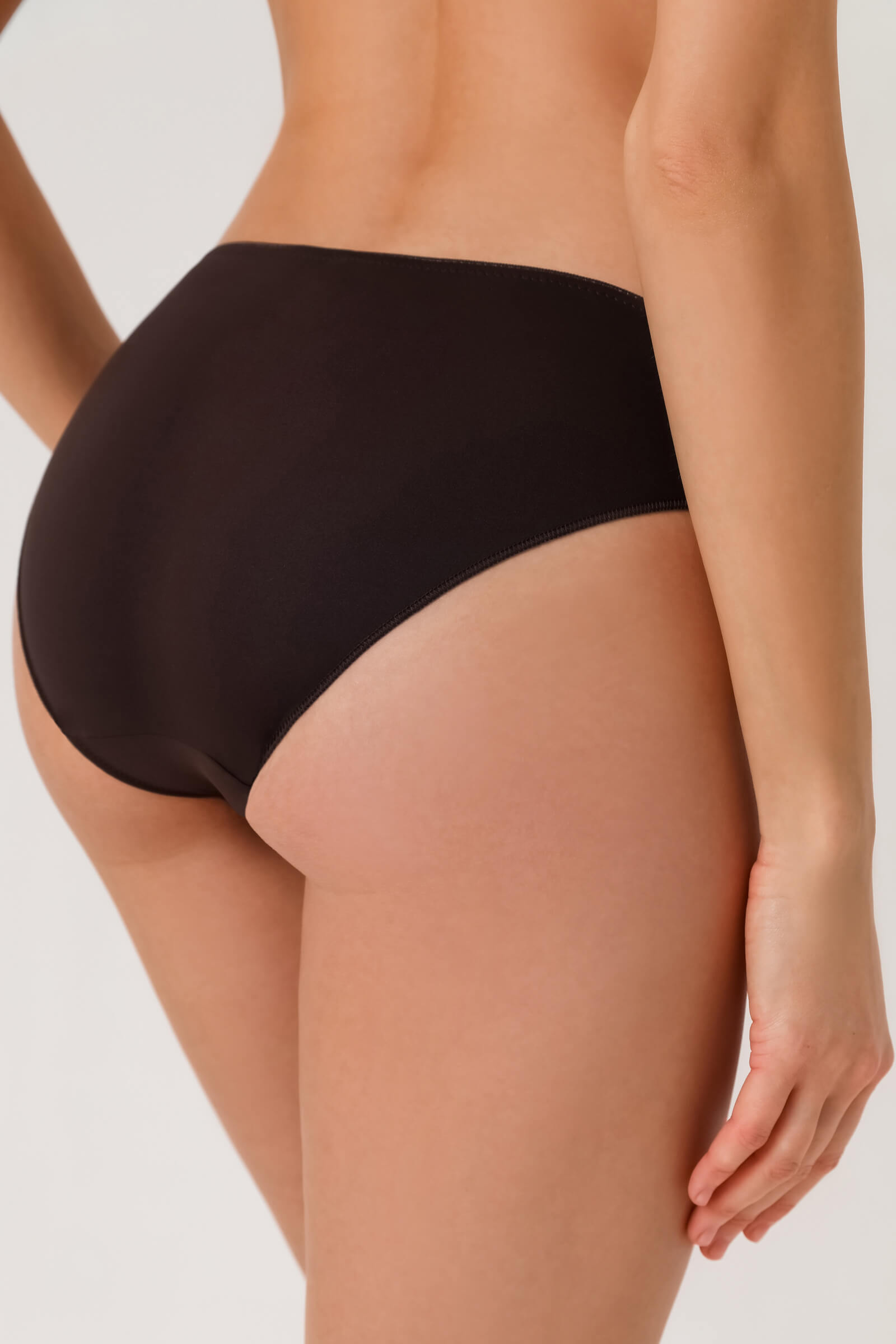 Трусы слипы с вышивкой Бренд Chantelle Изображение 3