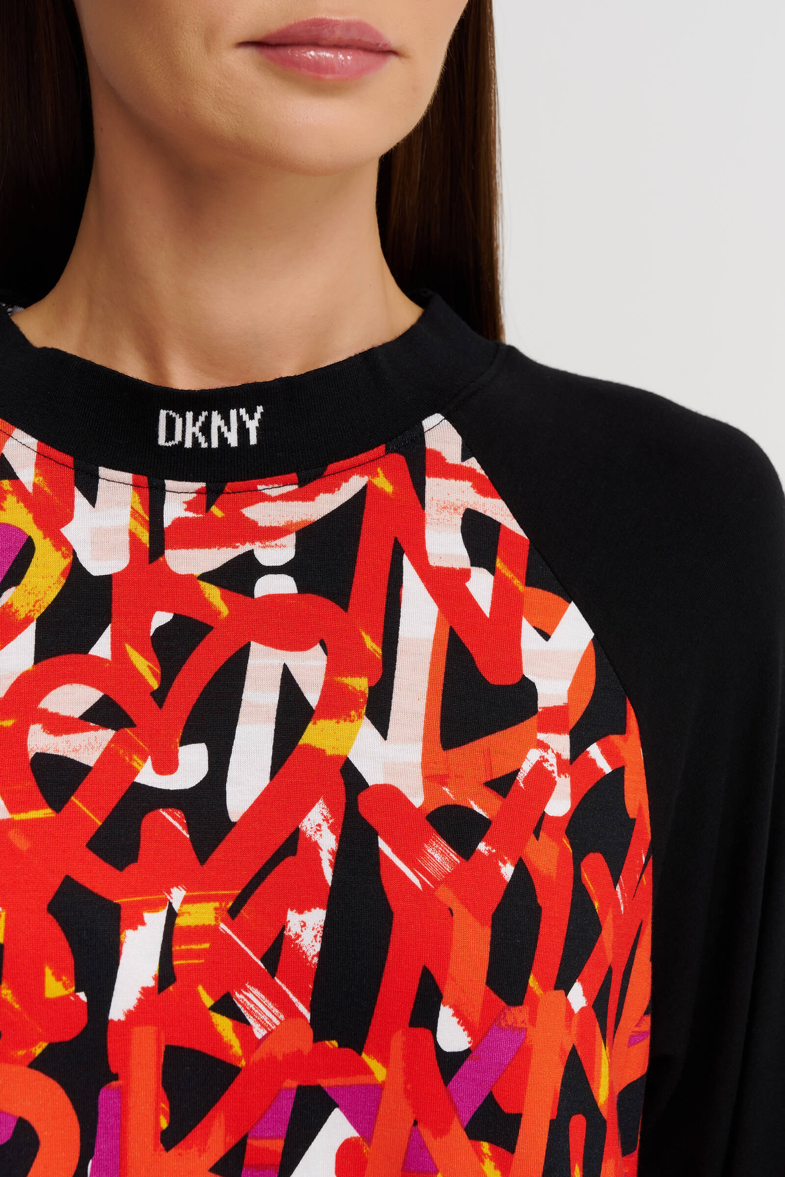 Домашний костюм с шортами Бренд DKNY Изображение 6