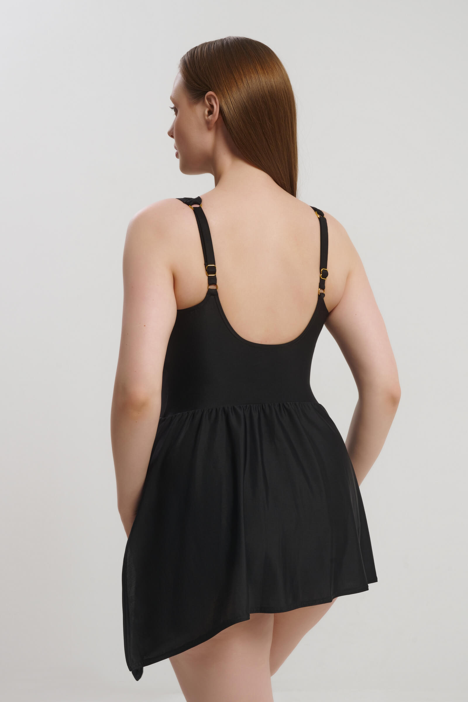 Слитный купальник с формованными чашками Бренд Miraclesuit Изображение 3