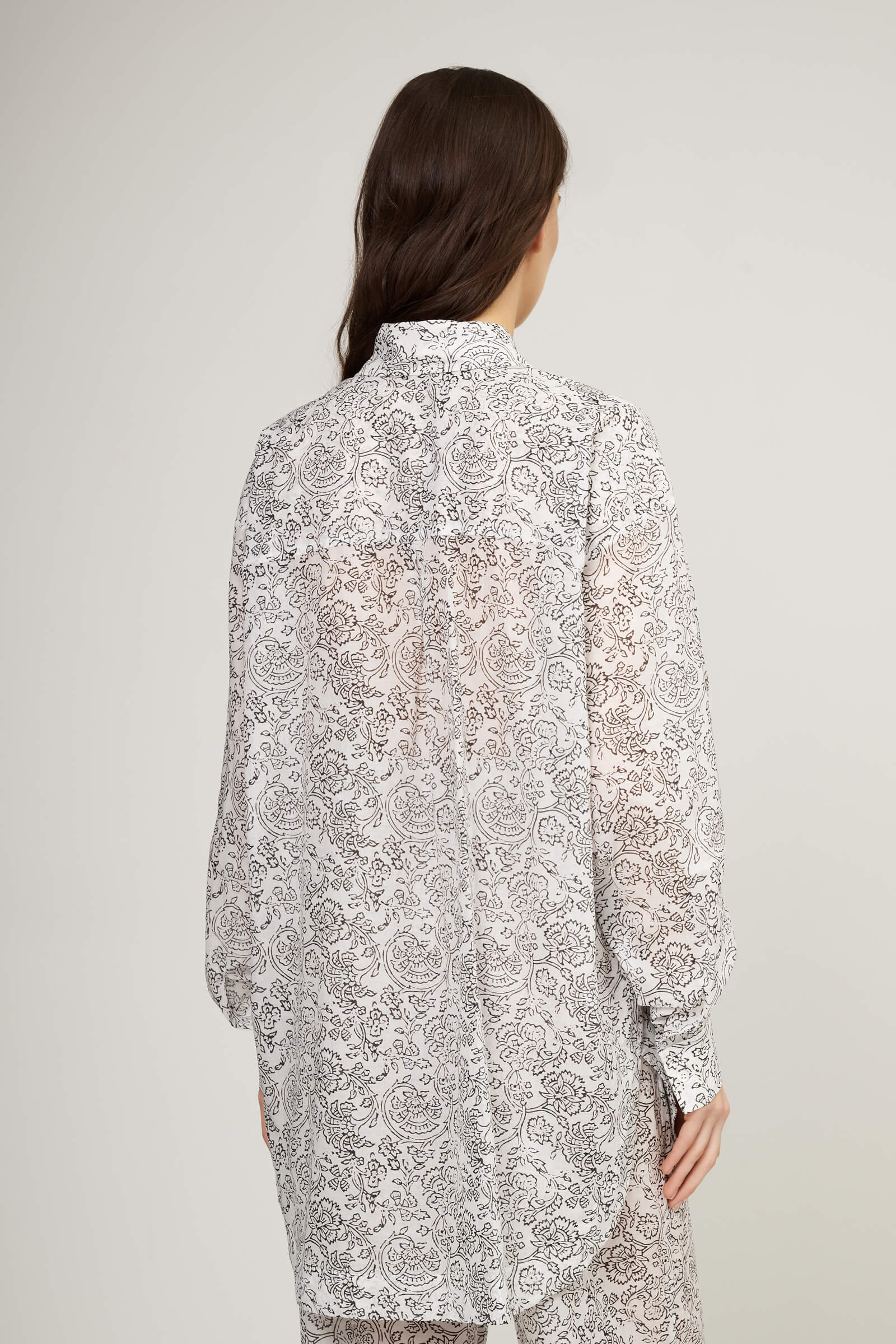 Хлопковая рубашка с кружевной вставкой Бренд Ermanno Scervino Изображение 3
