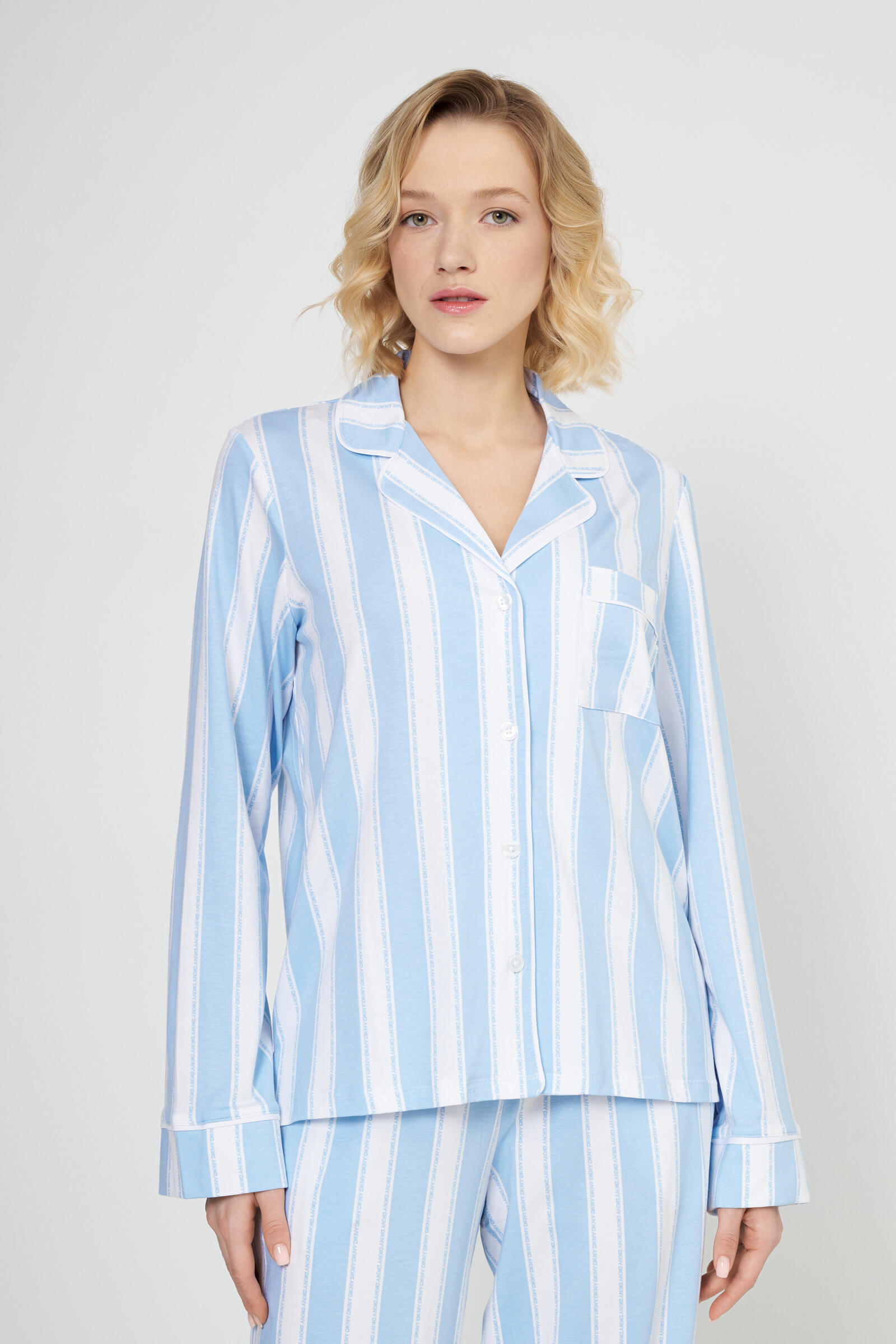 Хлопковая пижама с английским воротником Бренд DKNY Изображение 4