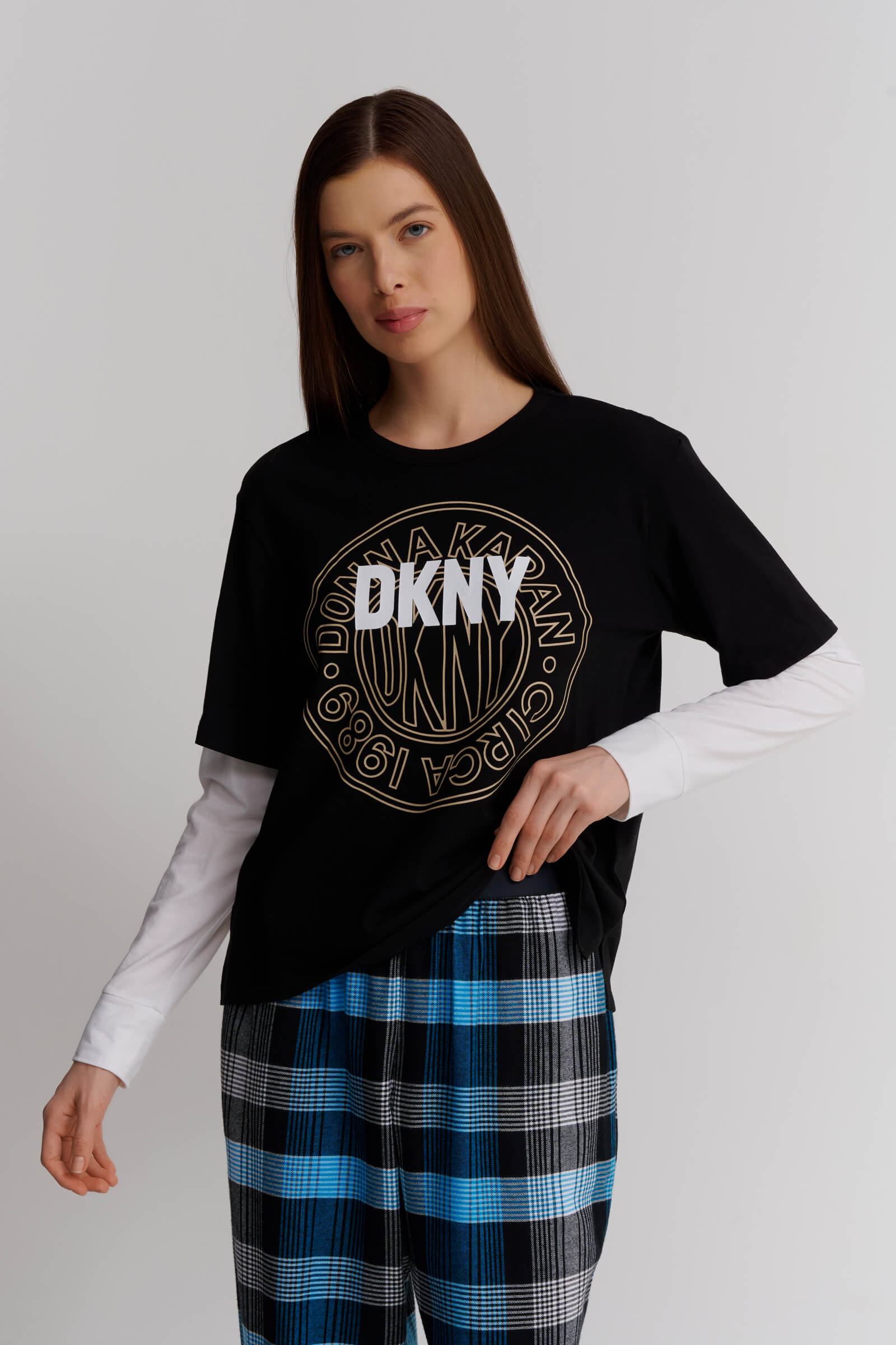 Лонгслив с круглым вырезом Бренд DKNY Изображение 2